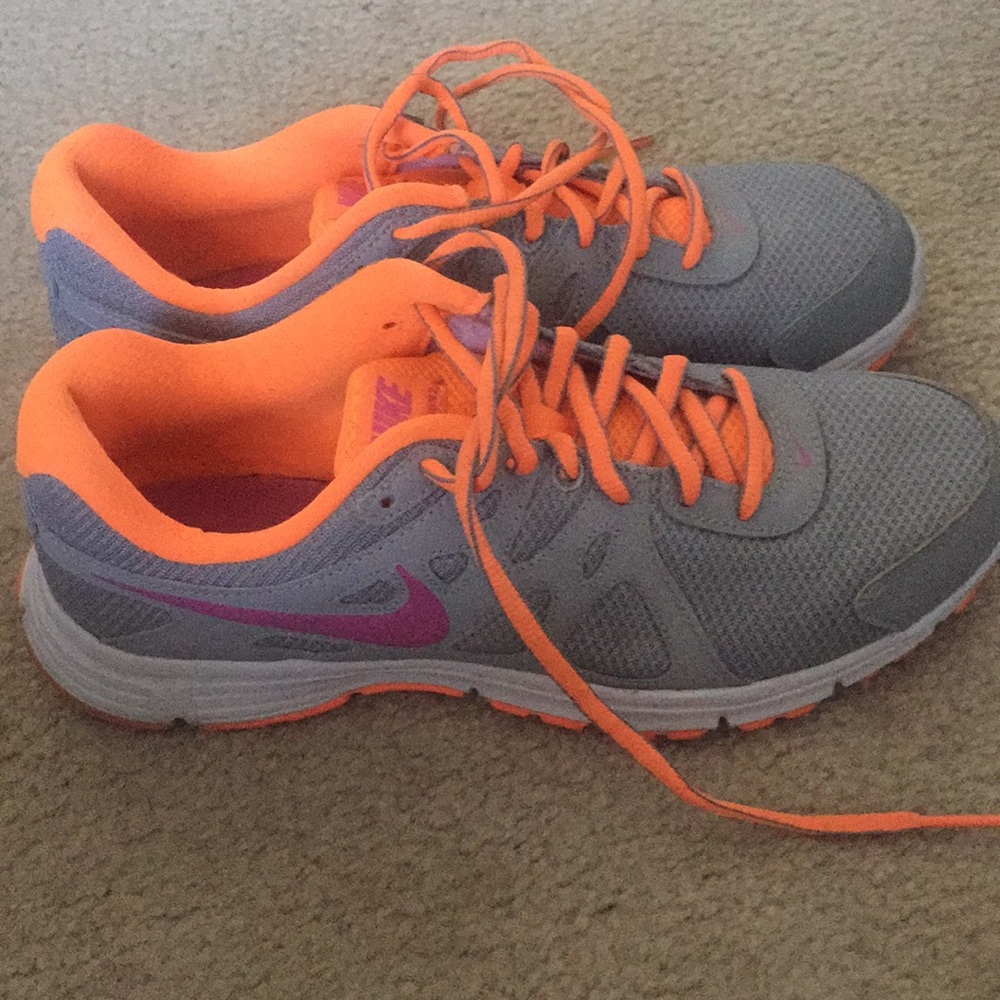 Nike Sneakers( Good Condition) - image 1
